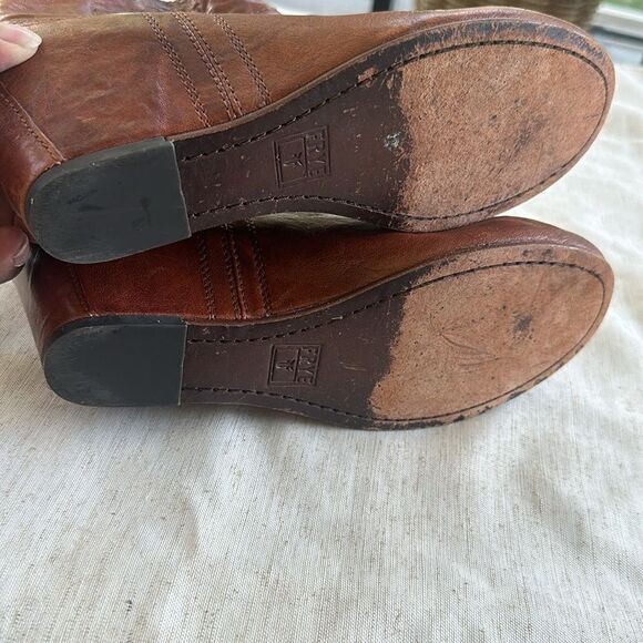 Frye Leather Carson Cognac Wedge Boots 9 - Picture 8 of 9